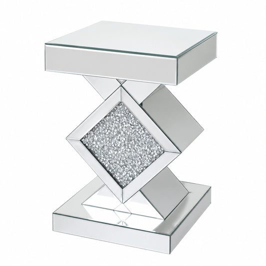 Table, en verre, pour les espaces de vie